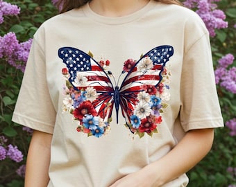 Camiseta con estampado floral de la bandera estadounidense y mariposas, camiseta patriótica estilo boho, top para mujer del 4 de julio, Día de la Independencia de EE. UU., ropa para el Día de los Caídos, camiseta de boutique.