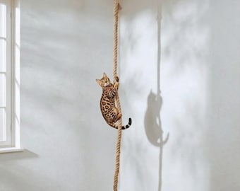 Cat Climbing Rope With Hook Attaches to Ceiling and Wall Kitten Scratching Post Climbing Rope Toy Suitable For Indoor and Outdoor Cats.