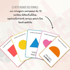 Peut inclure: Un ensemble de cartes éducatives pour enfants, avec des formes géométriques colorées : carré rouge, cercle jaune, triangle bleu. Conçu pour l'apprentissage précoce et la reconnaissance des formes.