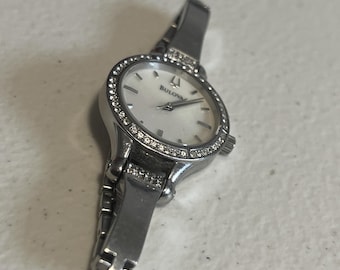 Vintage Roxy Quiksilver RX210 Women's Silver-tone Quartz Watch