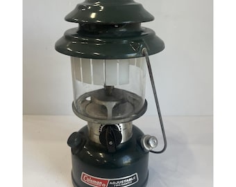 1991 Coleman Gunmetal Grey Unleaded 2 Kerosene Lantern With Fuel