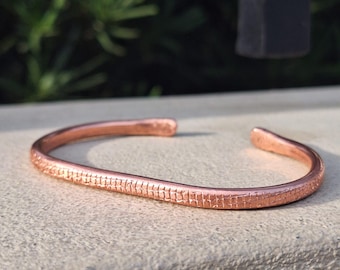 Handgefertigtes Armband aus 100% reinem Kupfer - Einzigartiger Schmuck - Gehämmert mit Mustern