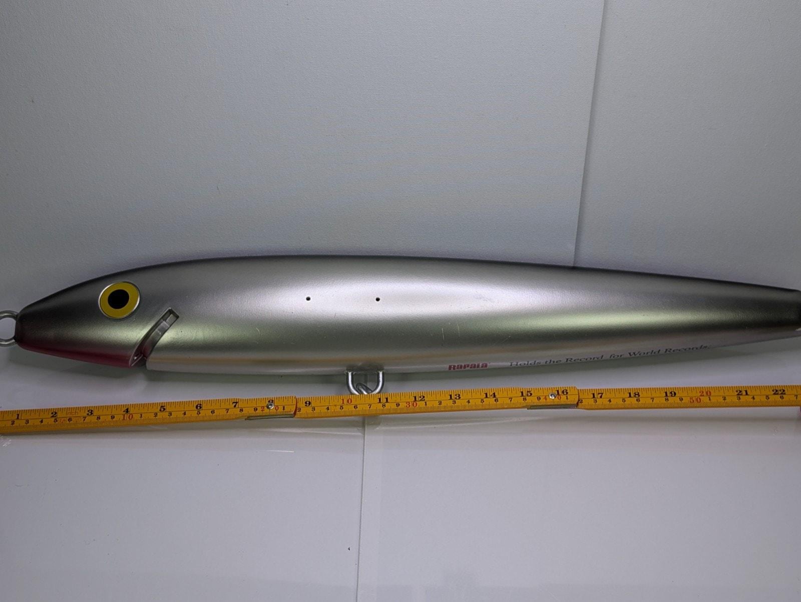 ジャイアントフィッシングルアー　インテリア Giant Fishing Lure Decorative - Etsy