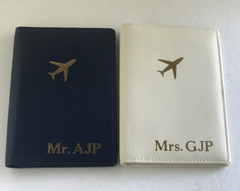 Monogrammed Passport Wallet and Luggage Tag, Passport Cover Personalized, RFID Passport Wallet, Couples Gifts, Valentines Gift, Travel Gift