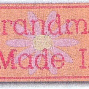 Grandma Sewing Labels, 4 Grandma Made It Labels, BL-LL2575 Labels for Sewing or Quilting image 1