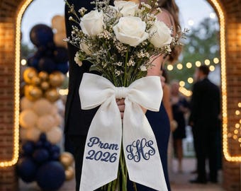 Personalized Prom Couple Bouquet Sash, Flower Bouquet Ribbon, Custom Name Couple Decoration, Embroidered Bouquet Wrap, Monogram Ribbon Wrap