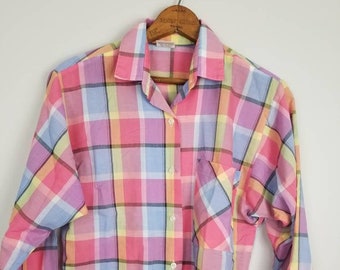 Vintage 1980\u2019s plaid button up women\u2019s size medium