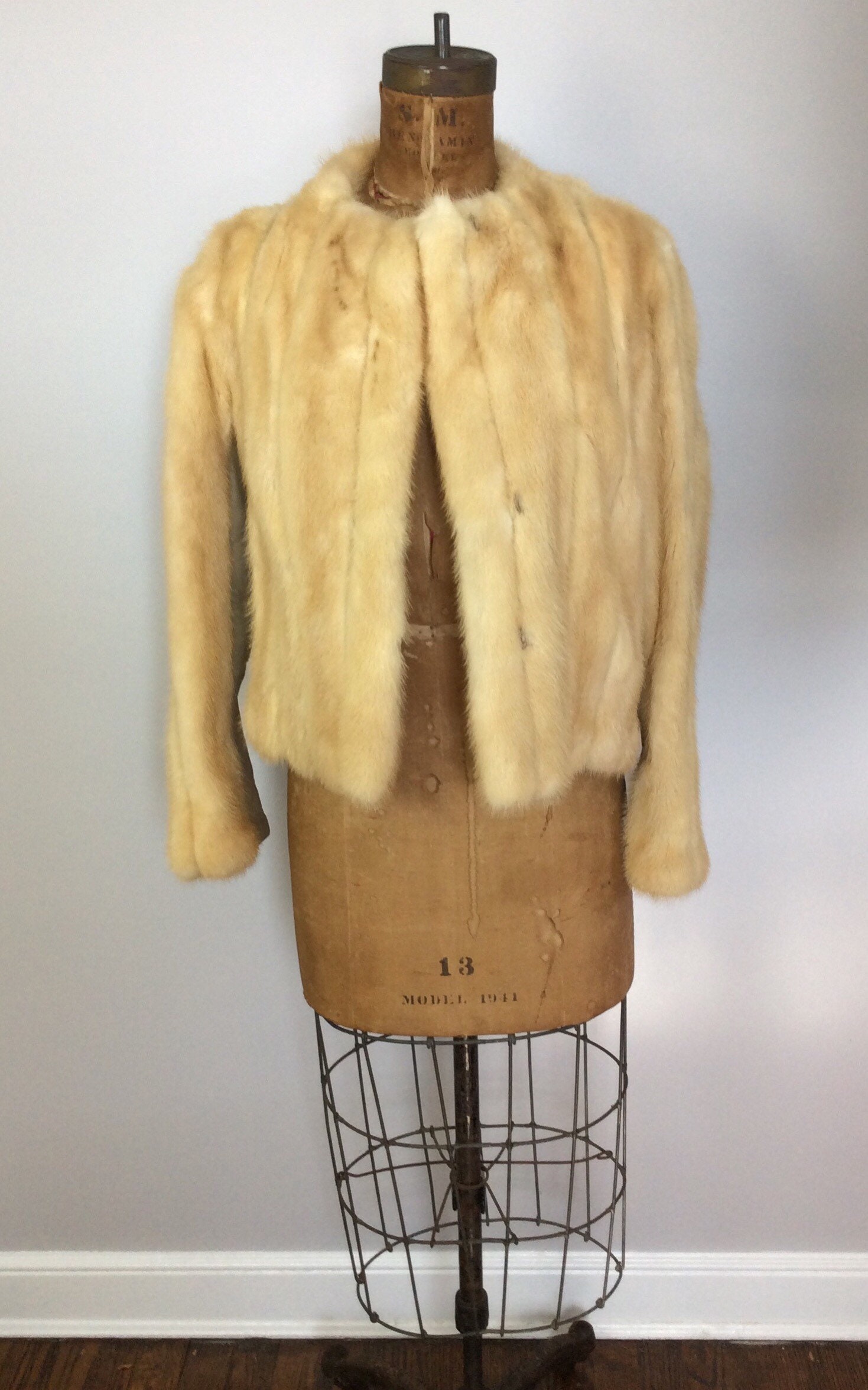 Cropped White Mink Fur Jacket Short Sleeve 2323 – MARC KAUFMAN FURS