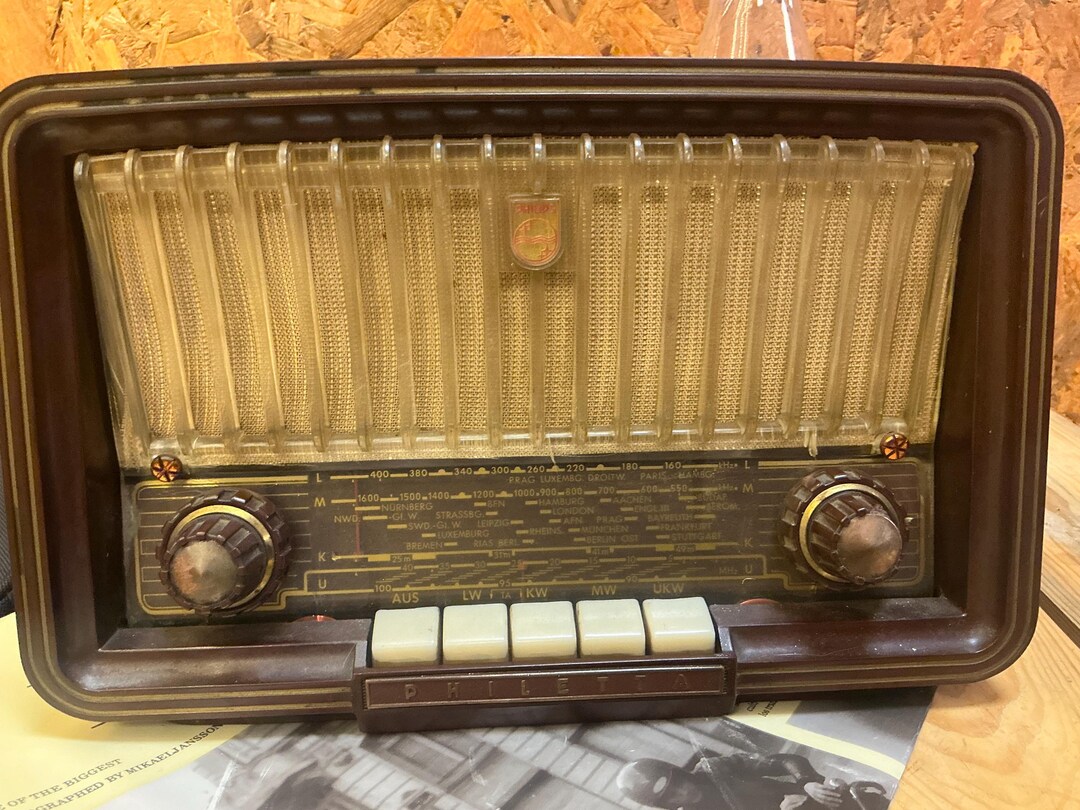 Vintage Philips Tube Radio – Wooden Case – AM FM Radio – Mid Century ...