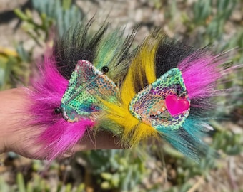 Fluffy Clip-In Cat Ears – Rainbow Black Faux Fur Cosplay Headpiece – Rave Festival Costume Accessory – Colorful Animal Ears – B2B Babe