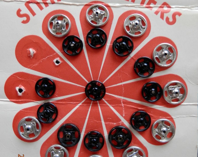 Snaps Fasteners Snap Fasteners Woolworths 1970s Circa Snap Etsy