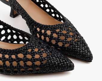 Ręcznie robione czarne skórzane półbuty typu slingback, tkane płaskie pantofle z noskiem w szpic, ręcznie robione na Ukrainie pantofle na niskim obcasie, eleganckie buty letnie dla kobiet