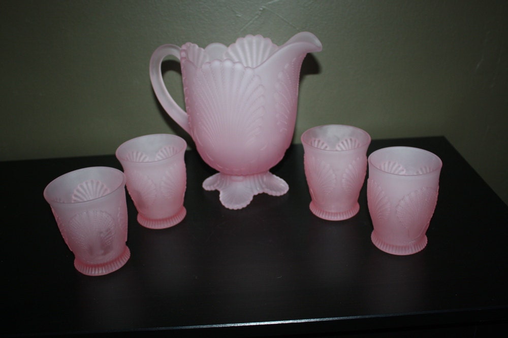 Vintage Pink Glass Pot Pourri Bottle/made in Italy in 1980/unique Vintage  Glassware/pink Vintage Glassware/colored Glassware/rare/crownford 