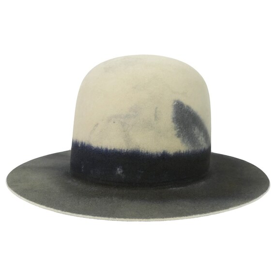 flat felt hat