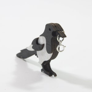 Magpie Thief Brooch Omens Collection image 2