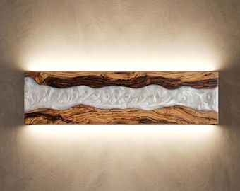 Aplique de río de madera de olivo epoxi hecho a mano: lámpara de luz ambiental de resina epoxi