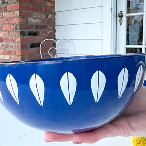Cathrineholm Lotus 7 1/8 Enamel Bowl, Royal Blue Enamelware Bowl Made in Norway, Mid Century Modern Design, MCM Vintage Bowl image 7