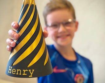 HUGE 21cm Pyramid Fidget Toy – Custom Name Embossed, 3D Printed Desk Toy