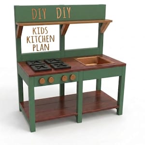 Op de afbeelding: Een houten doe-het-zelf kinderkeukenplan in groen en bruin. De speelkeuken heeft een fornuis met vier branders, een gootsteen en een plank. De tekst "DIY DIY" en "KIDS KITCHEN PLAN" zijn zichtbaar.