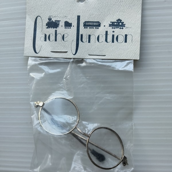 The Cache Junction Vintage Doll Eyeglasses 3"