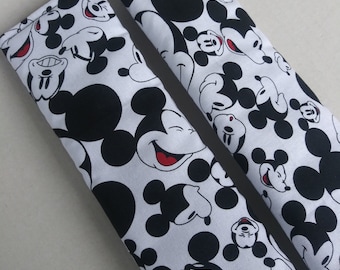 seatbelt covers car 1 pair Black and white Mickey Mouse patterned seatbelt covers