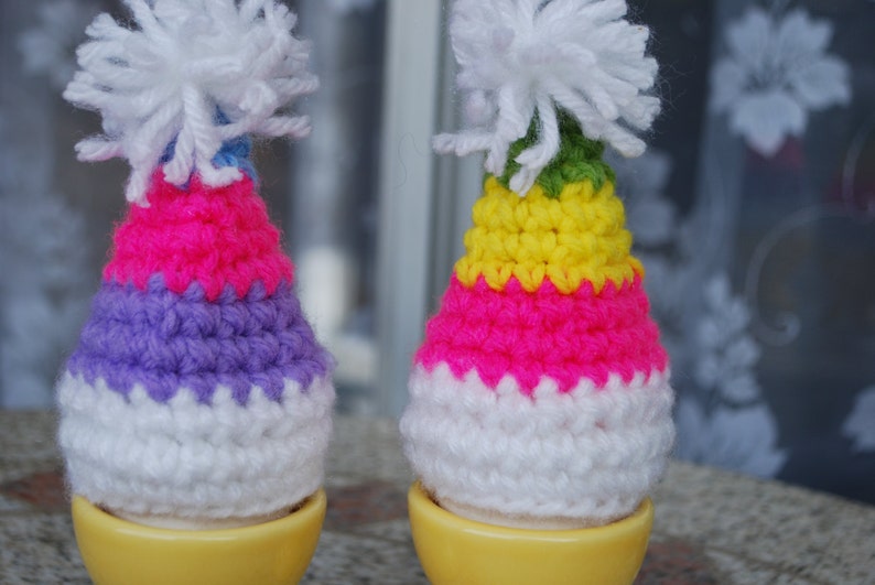 Easter decoration,set of 2 egg hat. image 1