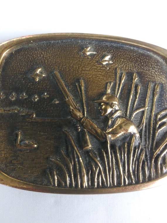 Vintage Solid Brass  Hunter Duck Belt Buckle  Meta