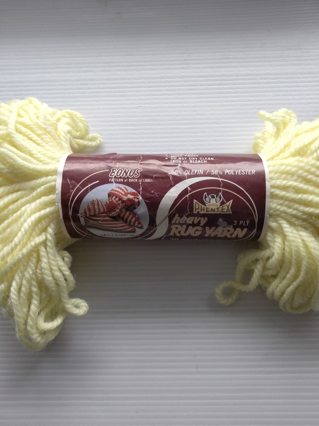 Skein Phentex Heavy Rug Yarn /baby Yellow
