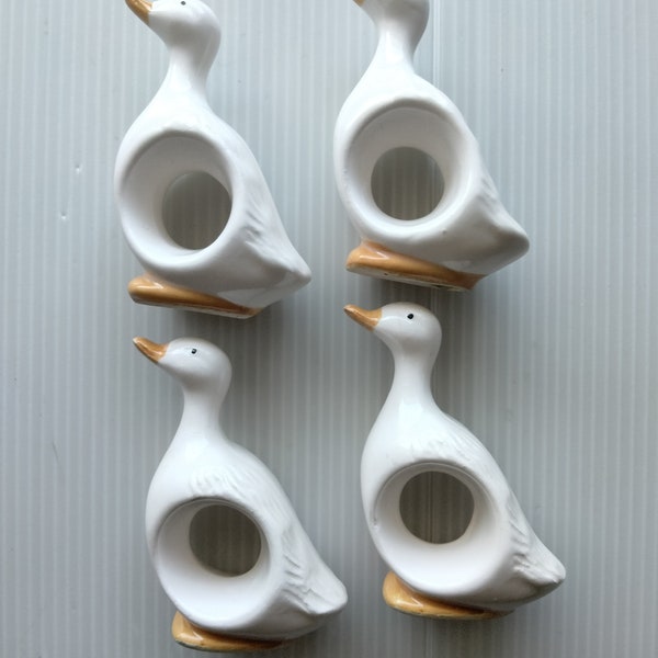 Vintage Set of 4  Ron Gordon Designs White Ceramic Duck Napkin Rings holders 1983