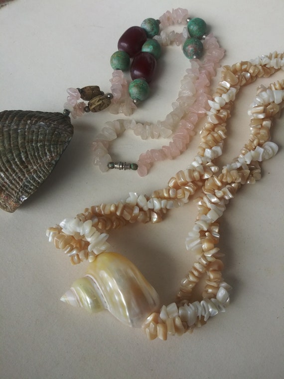 Vintage Costume Jewelry Lot 2 Necklaces  Shell - image 8