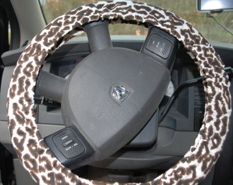 Steering Wheel Cover Brown and white cheetah patterned Leopard Print