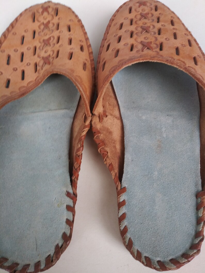 Slippers women, women leather slippers Vintage handmade slippers image 3