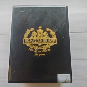 Vintage Baccarat Dolce Far Niente &quot;The Game&quot; Black and Gold Cigar Box . Wooden cigar box