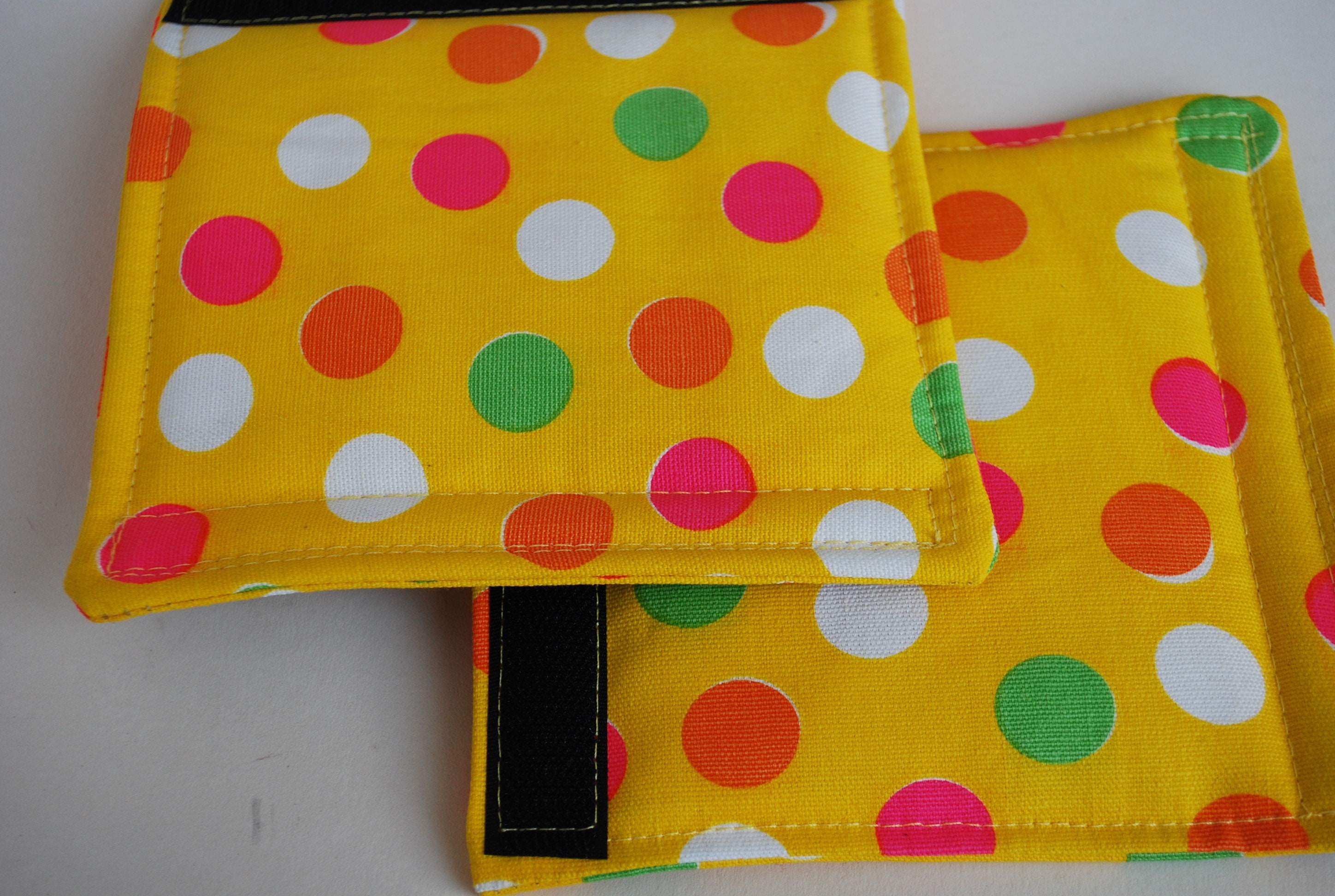 Luggage Handle Wrap Set of 2, Yellow and Multicolor Polka Dot  display picture 1
