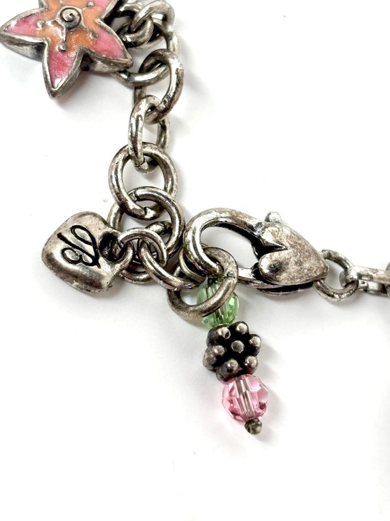 Pulseira vintage Brighton com pingente de borboleta (modelo antigo) | Joia colecionável com esmalte e detalhes em prata | Design encantador imagem 5