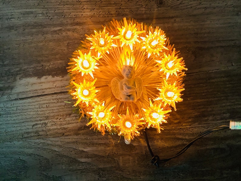 Vintage 10 Lighted Gold Tinsel Wreath with Ceramic Angel Christmas Tree Topper / Christmas Decoration image 2