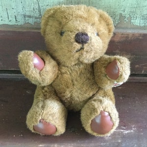 1982 Gund Bear / Vintage fully jointed Teddy Bear / Collectible Moveable Bear / Stuffed Animals