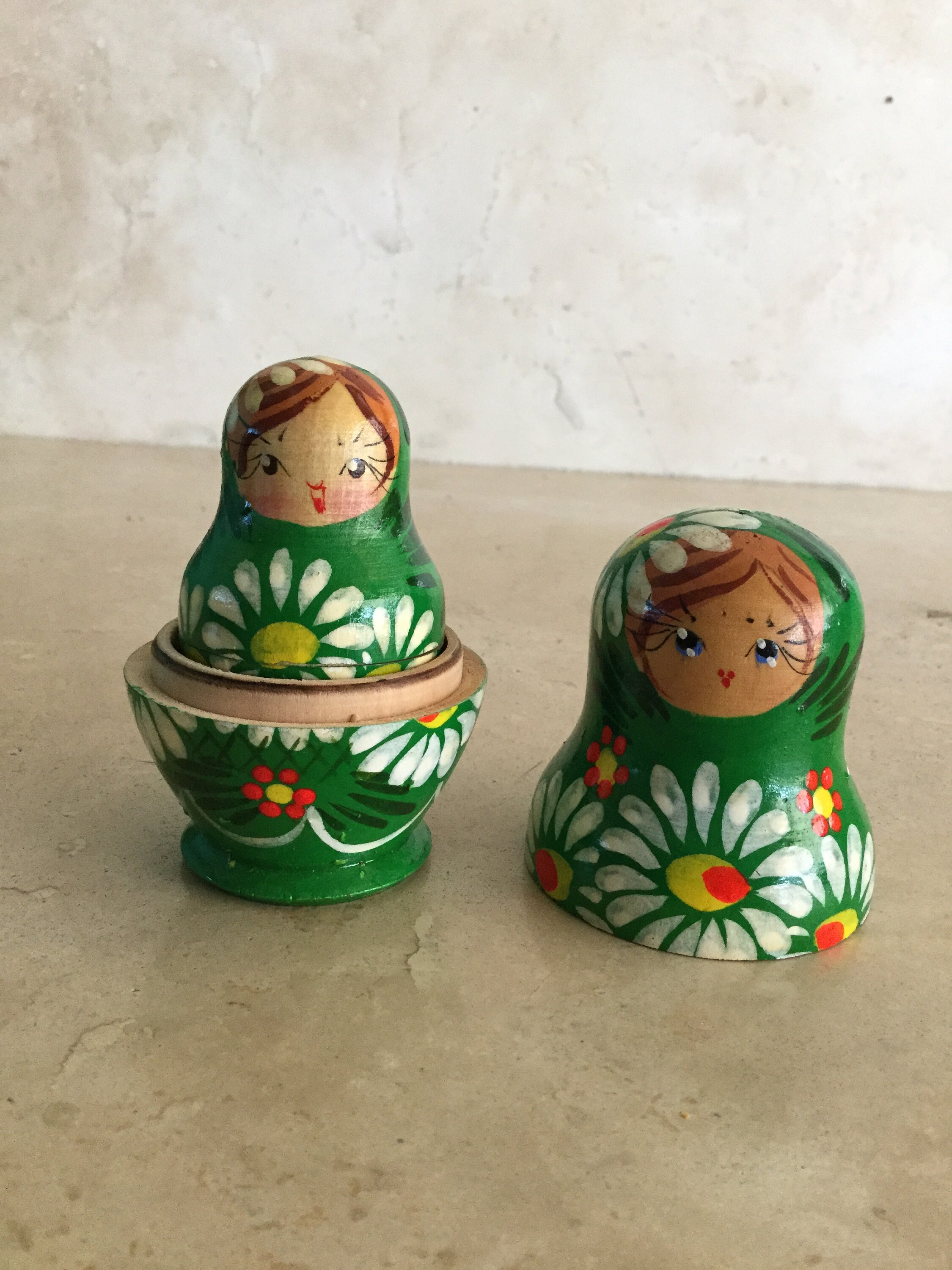 collectible russian nesting dolls