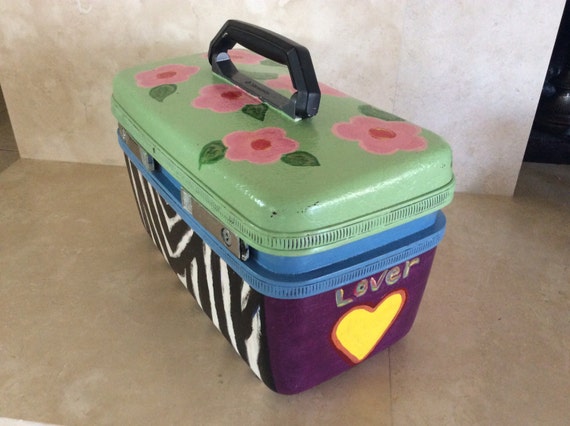 Vintage Hand Painted Samsonite Sentry II Train / … - image 3