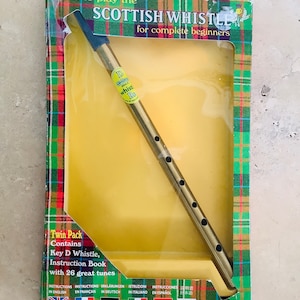 Waltons Key of D Brass Scottish Whistle / Authentic Irish Instrument