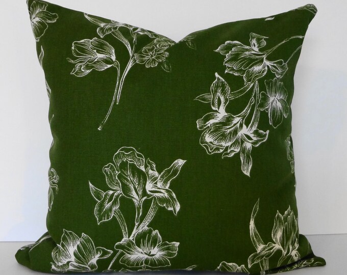 Emerald Green Decorative Throw Pillow Cover 18 X 18 Cushion Etsy