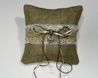 Burlap Ring Bearer Pillow: Rustic Lace Wedding Decor