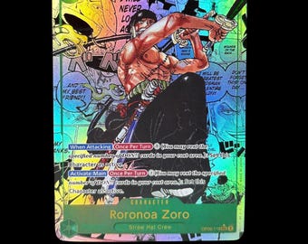 Puede incluir: Una carta coleccionable holográfica de One Piece que muestra a Roronoa Zoro en una pose de combate dinámica con espadas. La carta presenta un nivel de poder de 9000, texto del personaje y paneles de fondo estilo manga con globos de texto.