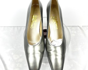 Vintage Salvatore Ferragamo Pumps mit metallisch-silbernem Chromabsatz, Damengröße 10, 3A, Silber
