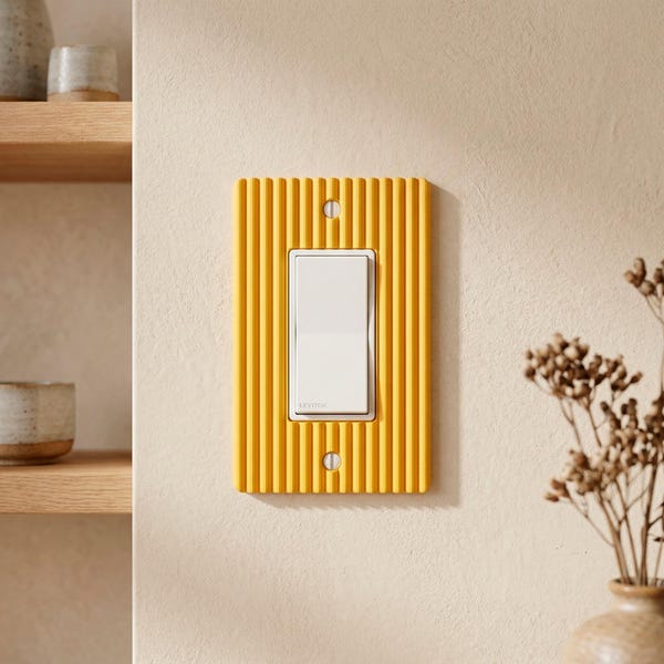 Placca interruttore gialla / Placca a muro moderna con design a coste / 1-4 interruttori