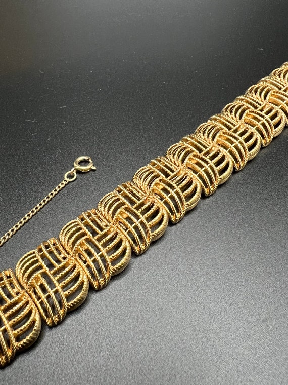 MONET Signed Vintage Gold Tone Bracelet Textured W