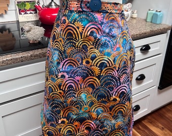 Gathering Apron-Retro Rainbow (Batik)