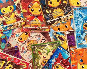 Könnte beinhalten: Eine Sammlung farbenfroher Sammelkarten mit verschiedenen Zeichentrickfiguren. Die Karten haben einzigartige Designs und Texte, darunter "Pika Punch" und "Outrage". Die Karten sind in verschiedenen Farben gehalten, darunter Blau, Rot, Gelb und Grün.