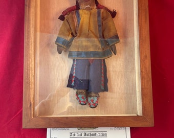 Native American Doll Plains Sioux doll artifact collectible memorabilia papoose