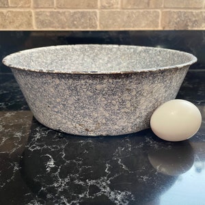 Vintage Granite Ware Milk Pan black and white speckled granite ware enamel ware antique enamelware farmhouse kitchen dairy farm milking cow